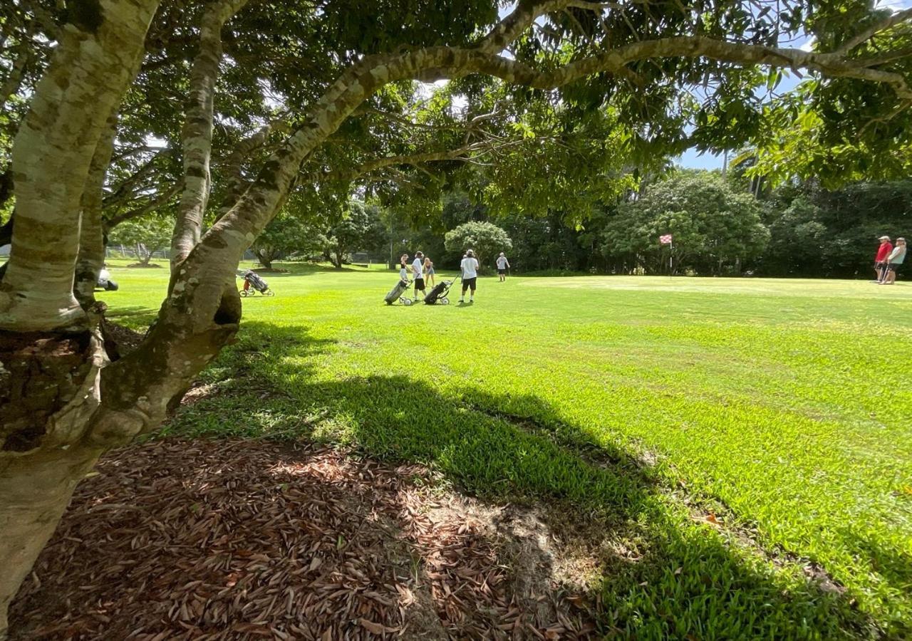 Sunshine Coast Retreat Your Own Private Golf Course Diddillibah Eksteriør billede