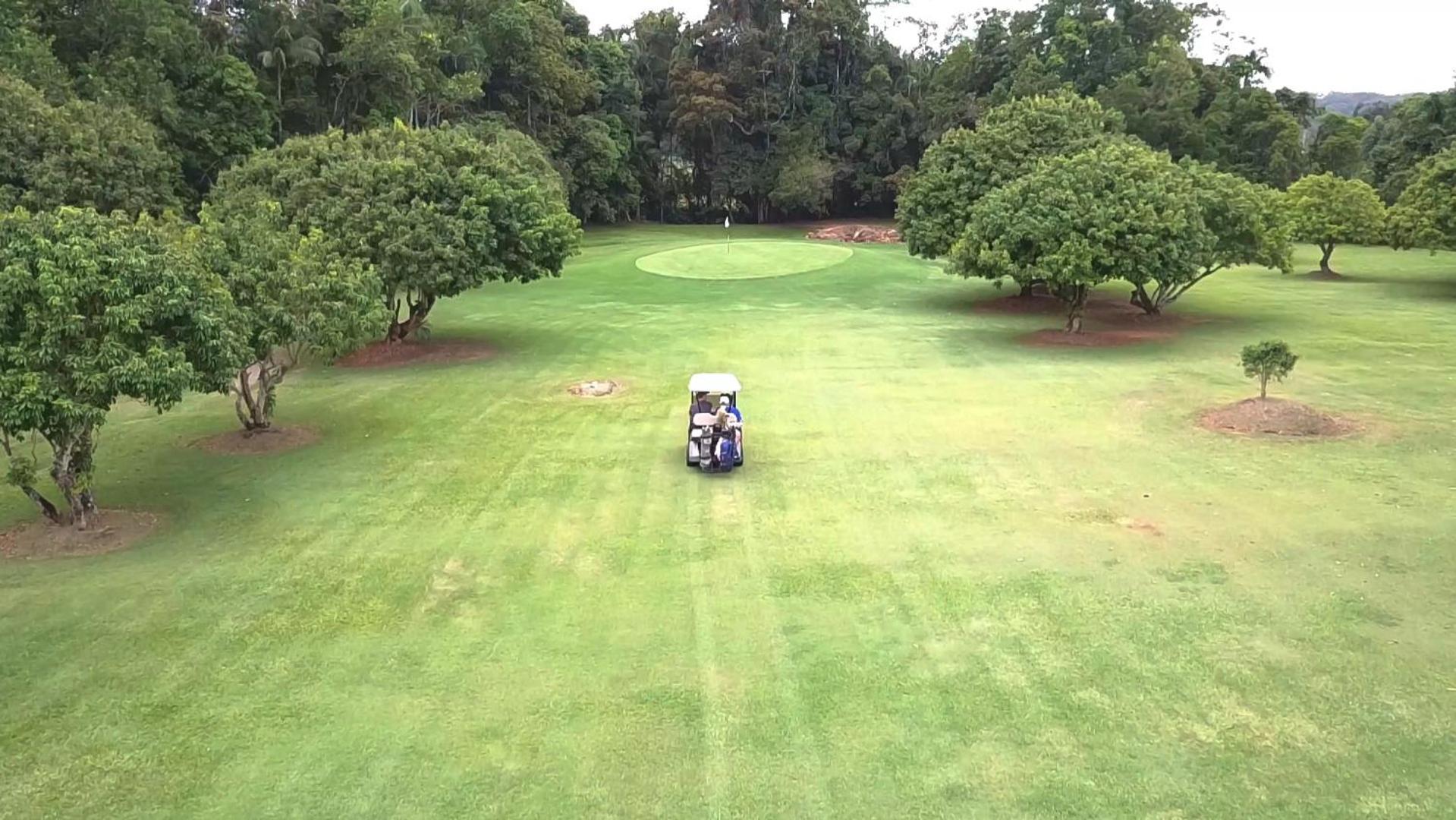 Sunshine Coast Retreat Your Own Private Golf Course Diddillibah Eksteriør billede
